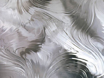 7 Benefits of Choosing Hollander Glass for Your Stained Glass Projects